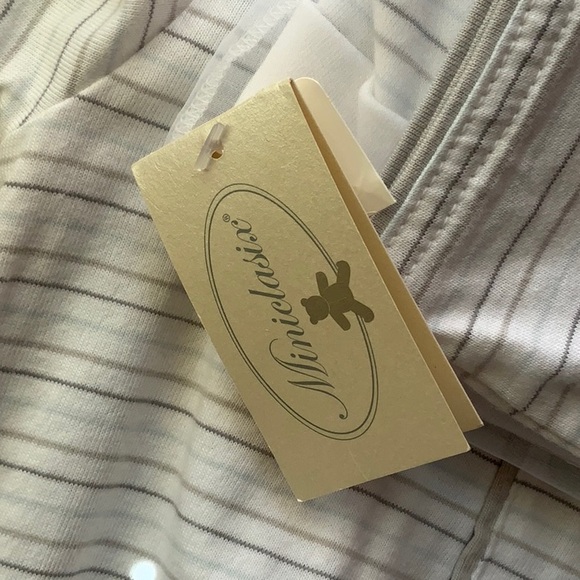 ADORABLE BABY BOY OUTFIT ONE PIECE W/ HAT SAXS WHITE/ w GRAY BLUE STRIPES NEW - Picture 8 of 9